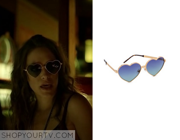 Mr Robot Season 1 Episode 10 Darlene S Heart Sunglasses Shop Your Tv