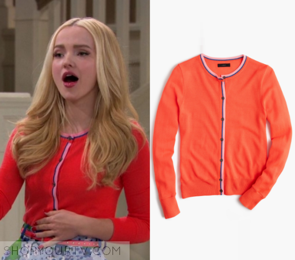 4x04-Liv-Maddie-Butt. 