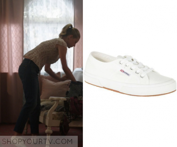 Riverdale: Season 1 Episode 1 Betty's White Sneakers | Shop Your TV