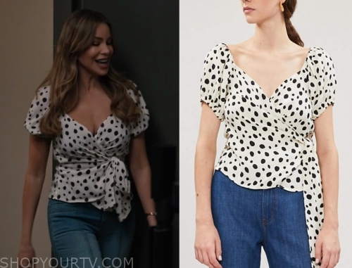 Clothes for All Seasons - Extending Summer Wardrobe - Sofia Vergara