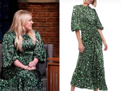 late night with seth meyers fashion