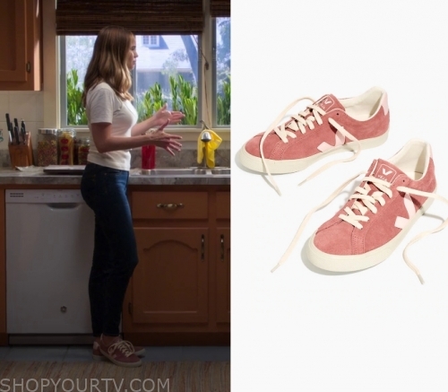 Insatiable: Season 2 Episode 2 Patty's Pink/White Sneakers | Shop Your TV