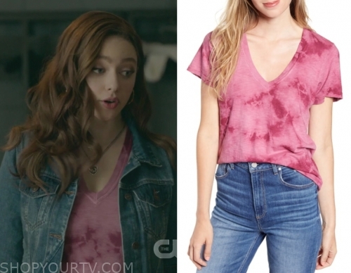 Legacies Season 2 Episode 2 Hope S Pink Short Sleeve Tee Shop Your Tv