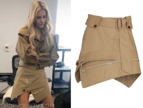 E! News: Daily Pop February 2020 Morgan Stewart's Khaki Belted ...