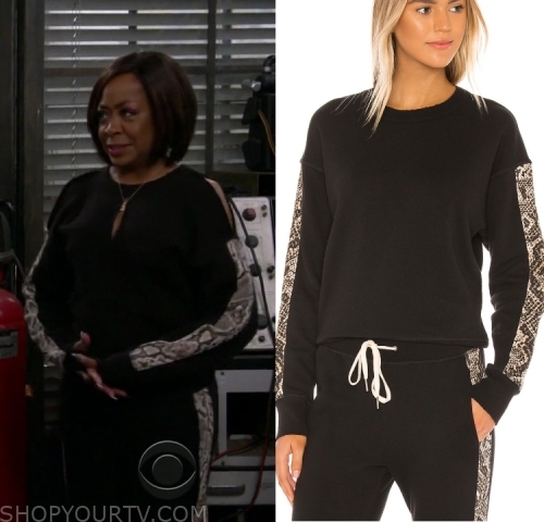 Tina (The Neighborhood) Fashion, Clothes, Style and Wardrobe worn on TV ...