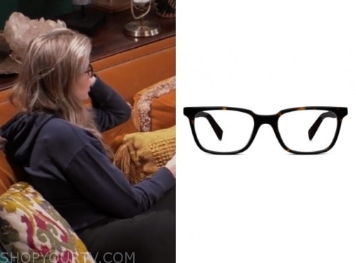 julia, the bachelor: listen to your heart, eyeglasses