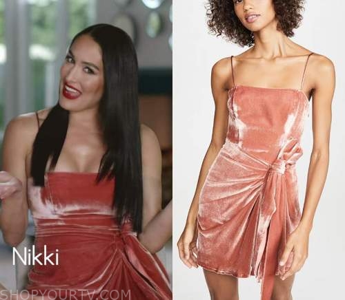 Nikki Bella Fashion Clothes Style And Wardrobe Worn On Tv Shows Shop Your Tv
