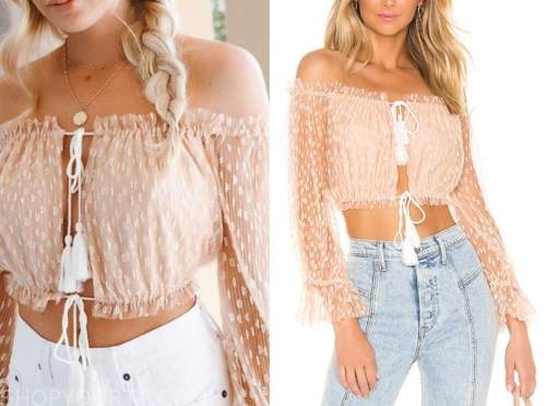 emily ferguson, the bachelor, blush pink off-the-shoulder top