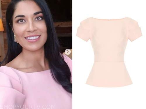 married at first sight, dr. viviana coles, blush pink cap sleeve top