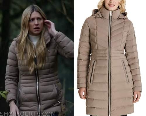 Legends of Tomorrow: Season 5 Episode 9 Ava's Puffer Coat | Shop Your TV