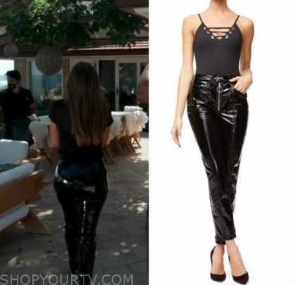 Keeping Up With The Kardashians: Season 20 Episode 1 Khloe's Leather ...