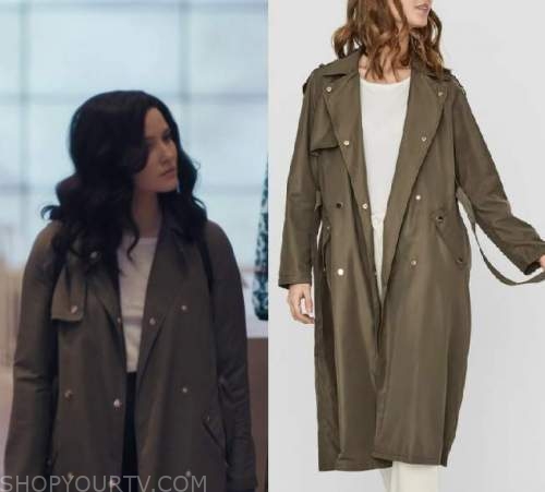 The Girlfriends Experience: Season 3 Episode 1 Iris' Green Rain Coat ...