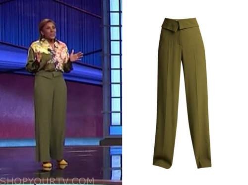 robin roberts, jeopardy, green pants