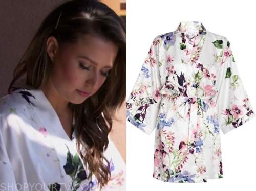 Katie Thurston, the bachelorette, floral robe