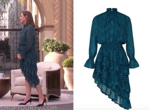 Molly Shannon, teal snakeskin dress, drew Barrymore show