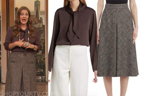 drew barrymore, drew barrymore show, brown tie neck blouse, plaid wool skirt