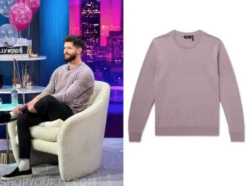 hunter march, e! news, nightly pop, purple sweater