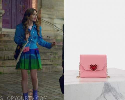 Roger Vivier Rv Fringe Bag Mini worn by Mindy Chen (Ashley Park) as seen in  Emily in Paris (S02E07)