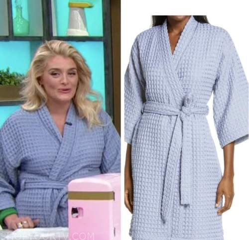 daphne oz, the good dish, blue waffle knit robe