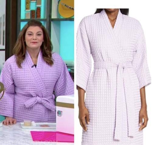gail simmons, the good dish, purple waffle knit robe