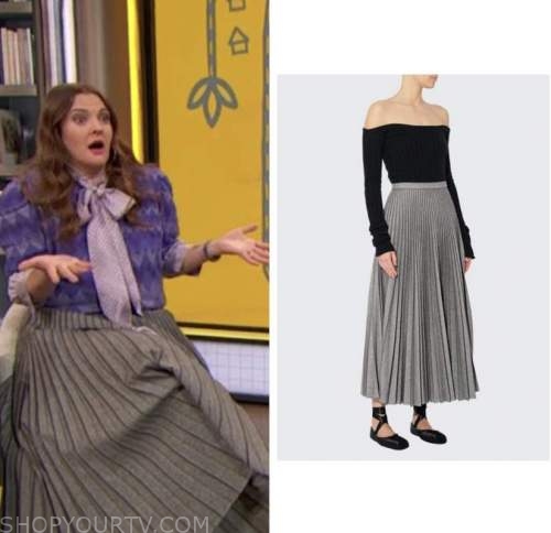 drew barrymore, drew barrymore show, grey pleated skirt