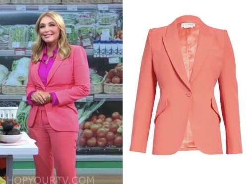 Dr. kellyann petrucci, good morning america, gma3, coral pink blazer and pant suit