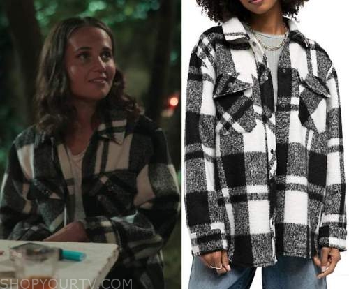 Urban Outfitters Iets Frans Sweater Of Alicia Vikander As Mira In Irma  Vep S01E05 Hypnotic Eyes (2022)