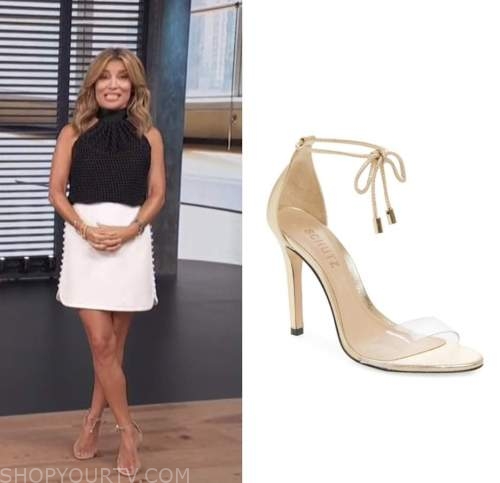 access hollywood, kit hoover, clear sandals