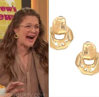 drew barrymore, drew barrymore show, gold doorknocker earrings