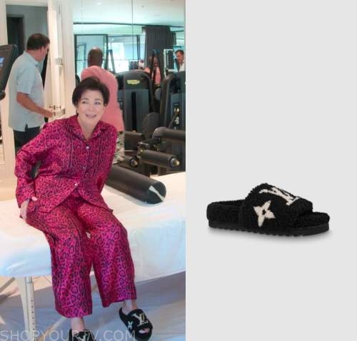 Louis Vuitton Paseo Flat Comfort Mule worn by Kris Jenner as seen in The  Kardashians (S02E06)