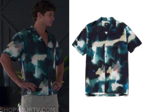 Home and Away: October 2022 Theo's Blue Abstract Print Shirt | Shop Your TV