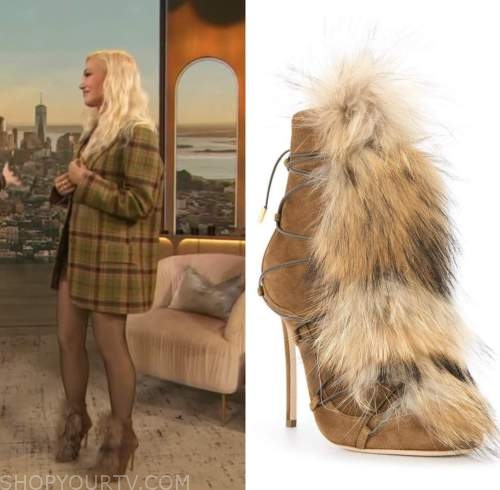 drew barrymore show, gwen stefani, fur boots