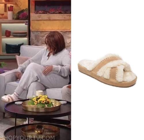 the rachael ray show, gayle king, fur slippers