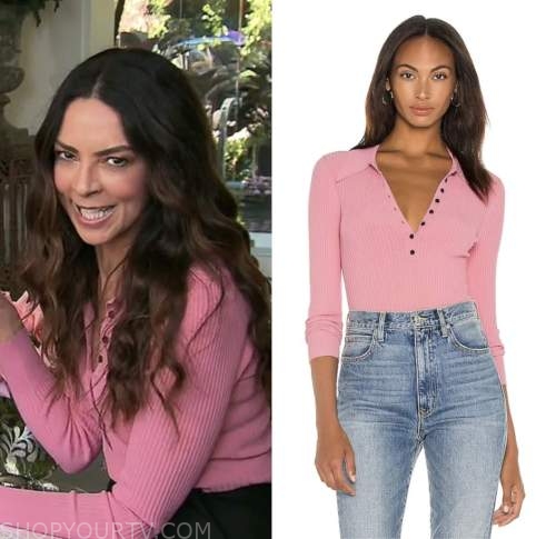 terri seymour, pink knit top, extra
