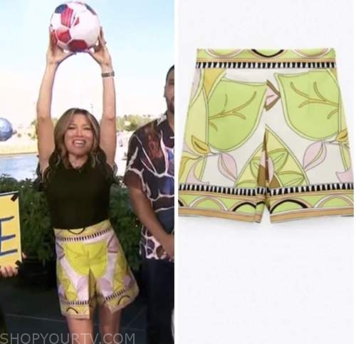access daily, kit hoover, printed skort