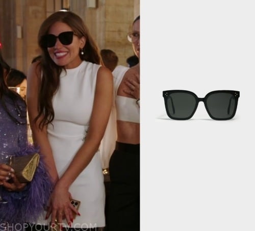 Chanel Chain-Link Accent Round Sunglasses worn by Brynn Whitfield