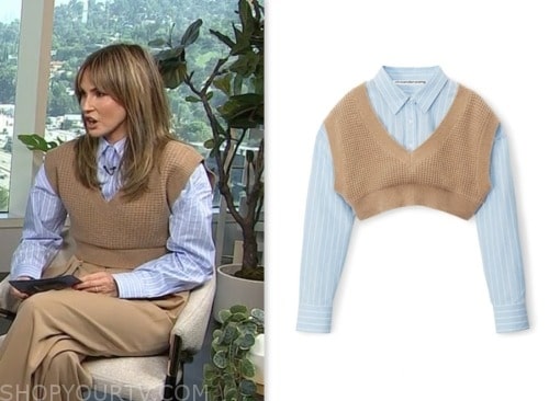 keltie knight, E! news, blue striped shirt and camel sweater vest