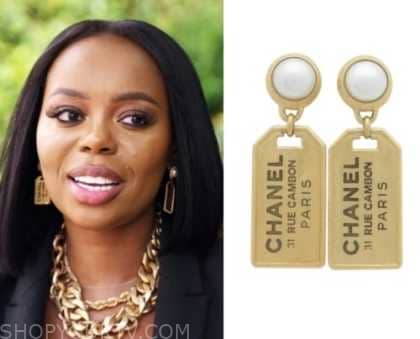 Selling Super Houses: Season 1 Episode 2 Pam's Gold Chanel Dog Tag Earrings