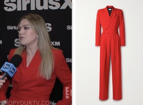 E! news, red jumpsuit, kelly clarkson