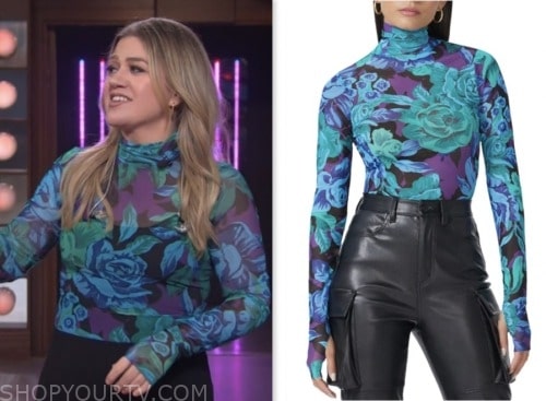 kelly clarkson, the kelly clarkson show, blue and purple floral turtleneck top