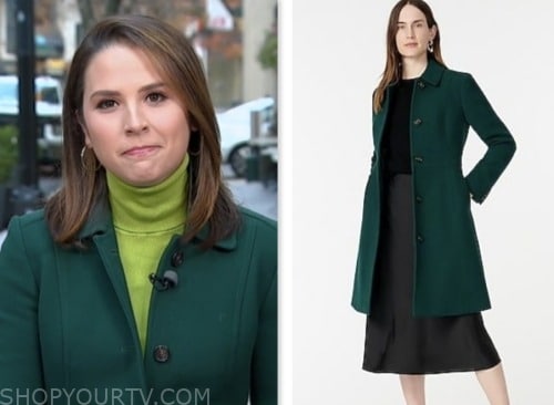 elizabeth schulze, good morning america, green coat