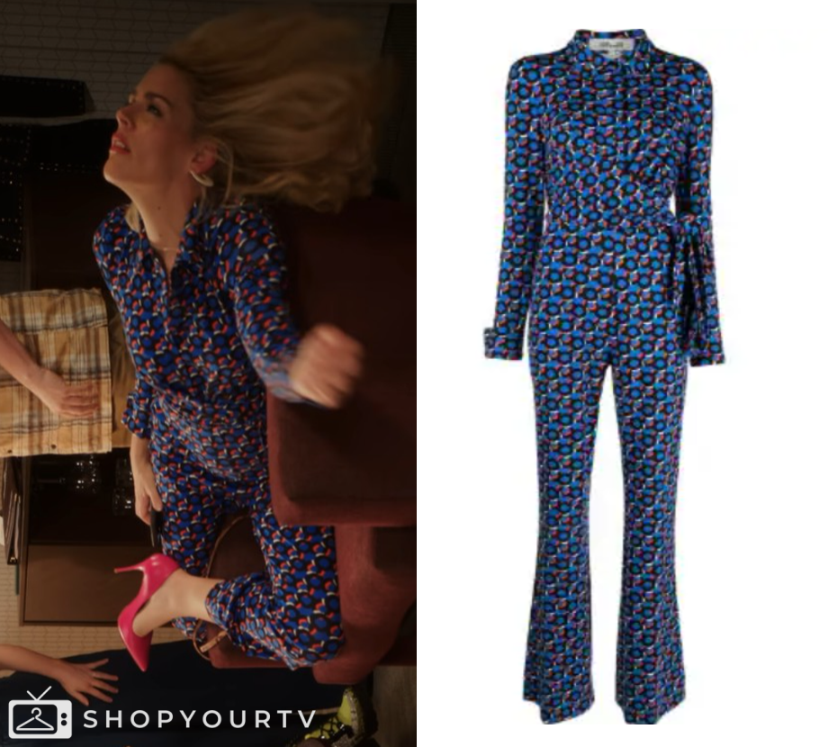 WornOnTV: Summer's pink track jacket and floral leggings on Girls5eva, Busy Philipps